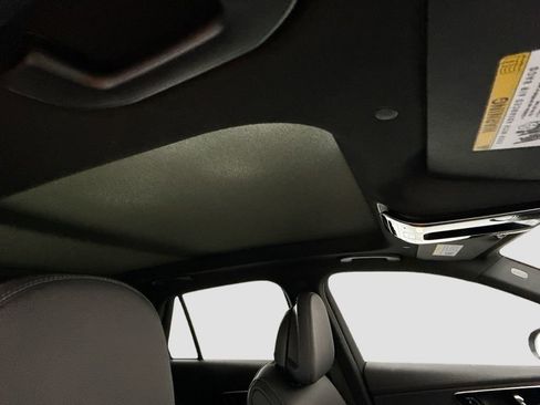 Certified 2023 Mercedes-Benz GLC 300 4MATIC image 17