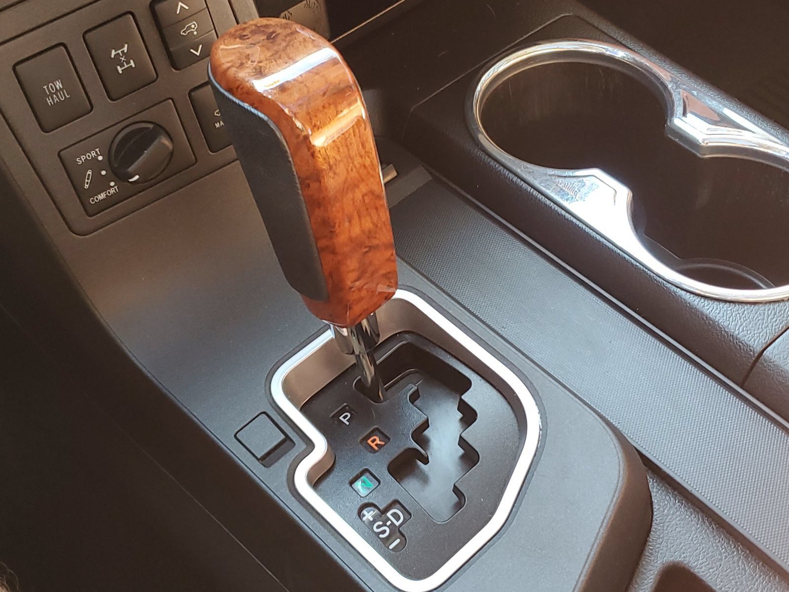 Used 2019 Toyota Sequoia Platinum AWD/4WD image 31