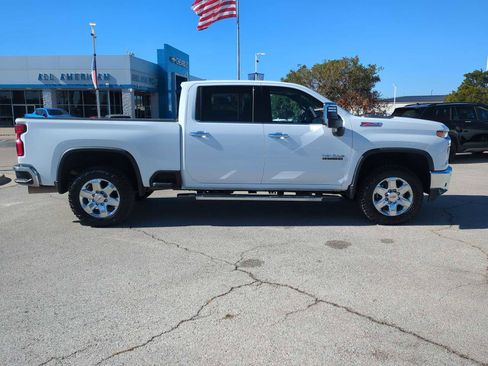 Used 2021 Chevrolet Silverado 2500 LTZ w/ LTZ Premium Texas Edition image 9