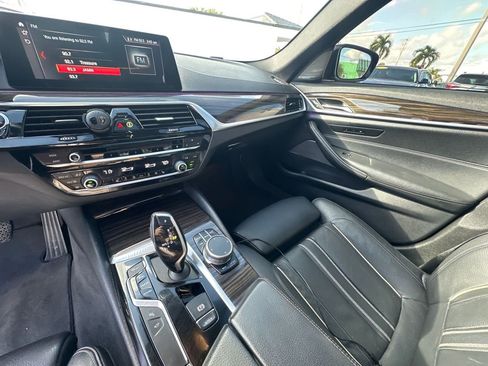 Used 2019 BMW 530i w/ Convenience Package image 20