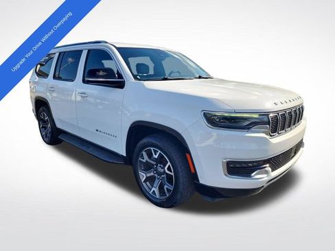 Used 2024 Jeep Wagoneer Series III AWD/4WD image 8