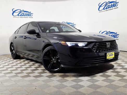 Used 2023 Honda Accord Sport image 1