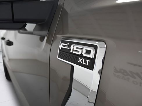 Used 2023 Ford F150 XLT image 29