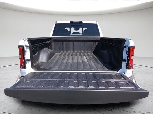 New 2026 RAM 1500 Laramie w/ Night Edition AWD/4WD image 21