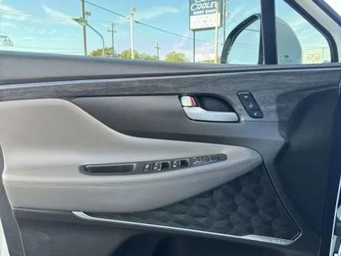 Used 2019 Hyundai Santa Fe FWD image 20