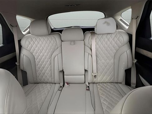 Used 2024 Genesis GV80 3.5T w/ Prestige Package AWD/4WD image 16