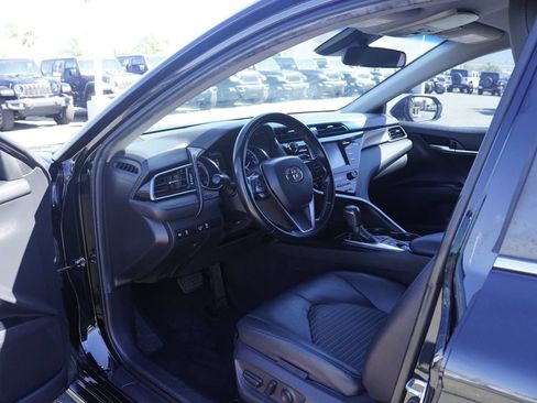 Used 2019 Toyota Camry SE FWD image 26