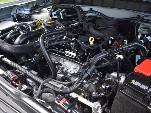 Used 2024 Ford Bronco Outer Banks AWD/4WD image 39