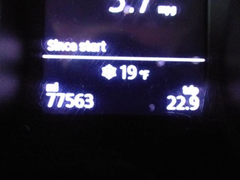 Used 2016 Volkswagen Golf SE image 30