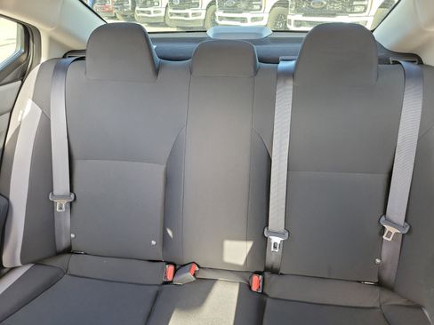 Used 2025 Nissan Versa S w/ Trunk Package image 13