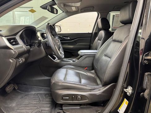 Used 2018 GMC Acadia SLT FWD image 13