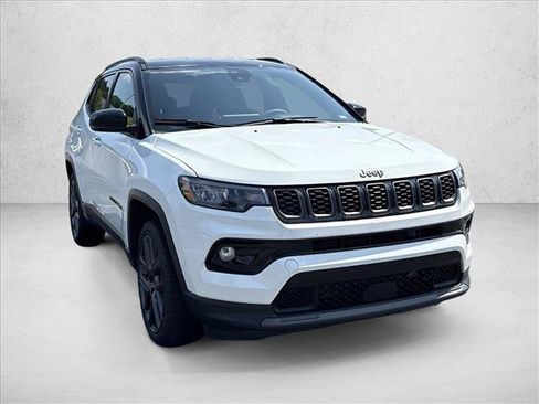 Used 2026 Jeep Compass Limited AWD/4WD image 3