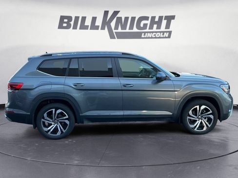 Used 2023 Volkswagen Atlas SEL AWD/4WD image 6