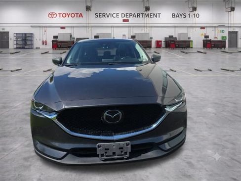 Used 2018 MAZDA CX-5 Touring w/ Preferred Equipment Package AWD/4WD image 3