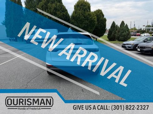 Used 2023 Porsche Cayenne Platinum Edition AWD/4WD image 7