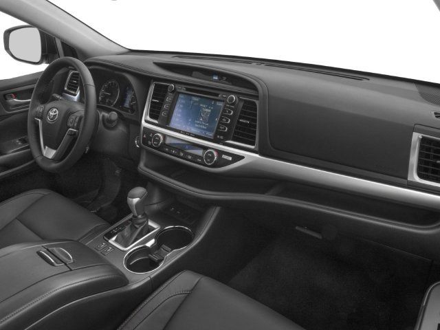 Used 2017 Toyota Highlander XLE AWD/4WD image 10