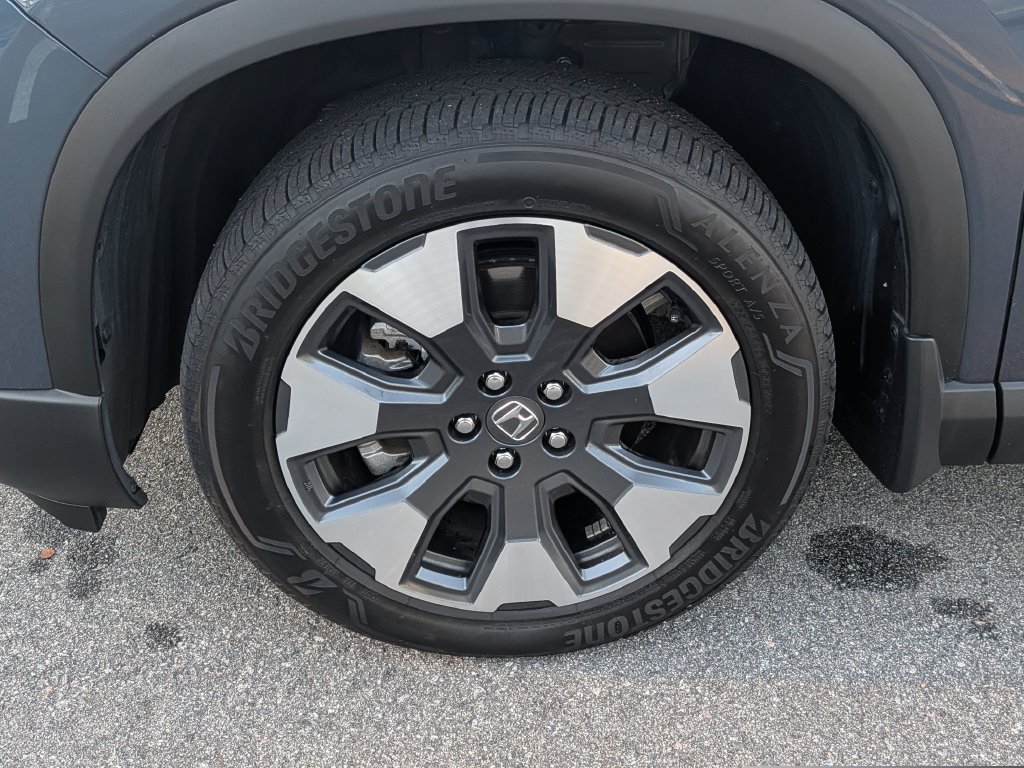 Used 2026 Honda Pilot Elite image 7