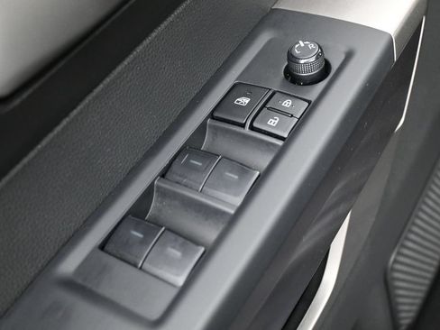 Used 2025 Toyota Tundra SR5 w/ SR5 Convenience Package AWD/4WD image 14