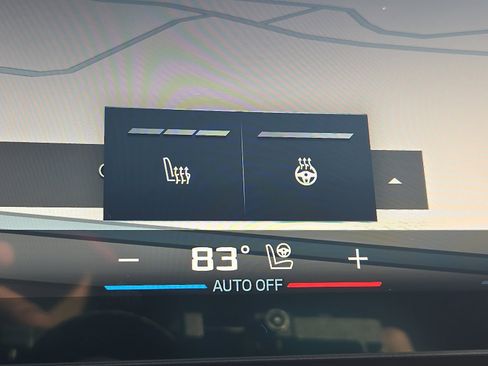 Used 2025 BMW M240i xDrive Coupe w/ Premium Package image 26