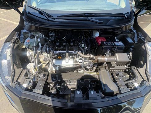 Used 2025 Nissan Versa SV FWD image 30