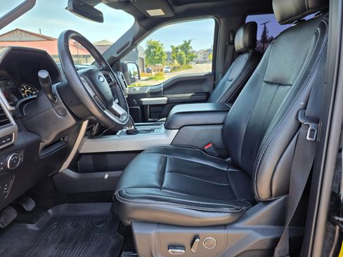 Used 2018 Ford F150 Lariat w/ Equipment Group 502A Luxury AWD/4WD image 23
