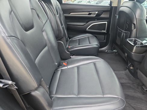 Certified 2021 Kia Telluride S image 20