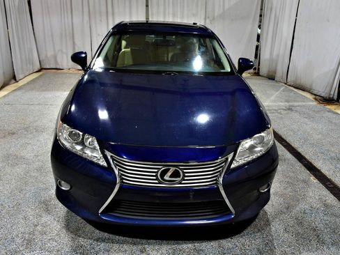 Used 2014 Lexus ES 350 w/ Premium Package FWD image 25