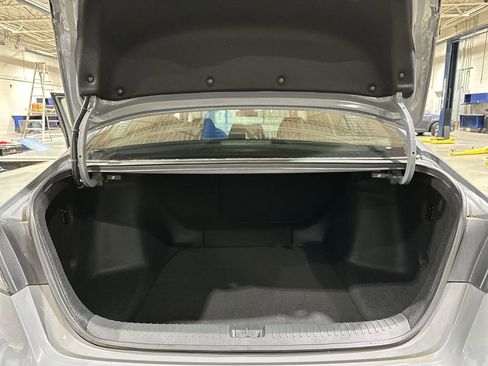 Used 2025 Honda Accord SE image 20