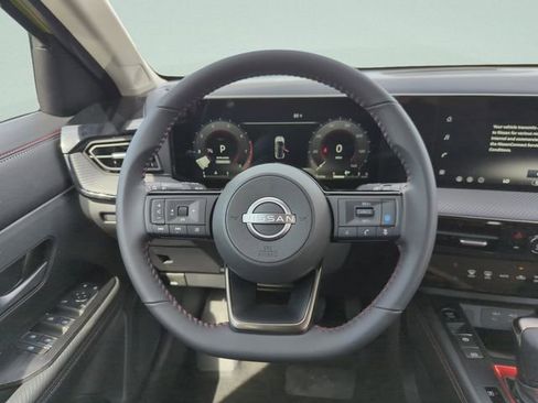New 2026 Nissan Kicks SR w/ Cold Weather Package FWD image 22