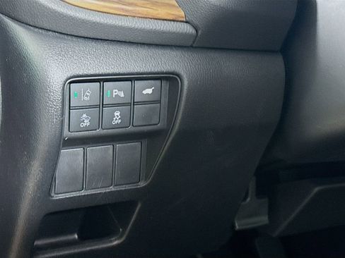 Used 2022 Honda CR-V Touring image 10