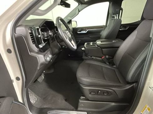 New 2026 GMC Sierra 1500 SLE AWD/4WD image 11
