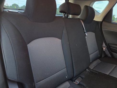 Certified 2023 Kia Soul LX w/ LX Technology Package FWD image 7