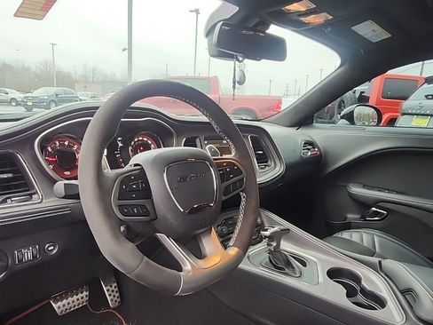 Used 2023 Dodge Challenger SRT Hellcat image 17