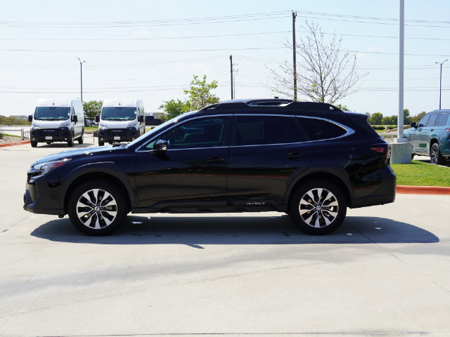 Used 2023 Subaru Outback Limited AWD/4WD image 3