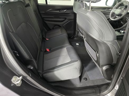 New 2025 Jeep Grand Cherokee Laredo X w/ Trailer Tow Package image 28