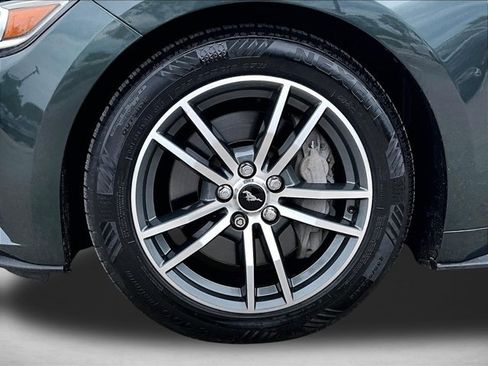 Used 2016 Ford Mustang GT Premium w/ Equipment Group 401A RWD image 10