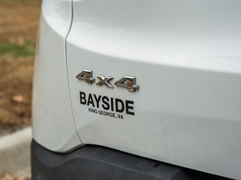 Used 2019 Jeep Renegade Latitude w/ Cold Weather Group image 9