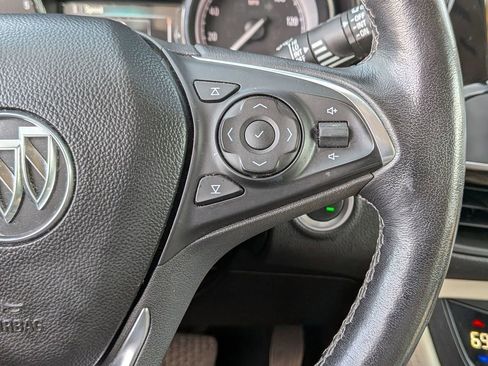Used 2020 Buick Envision Essence FWD image 18