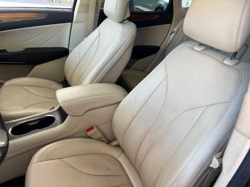 Used 2015 Lincoln MKC FWD w/ Equipment Group 102A Reserve image 5