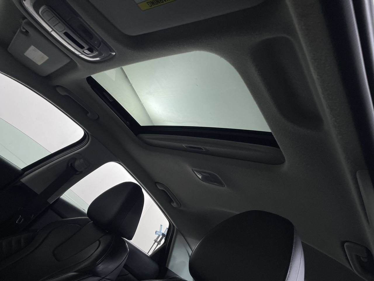 Used 2022 Hyundai Elantra Limited FWD image 20