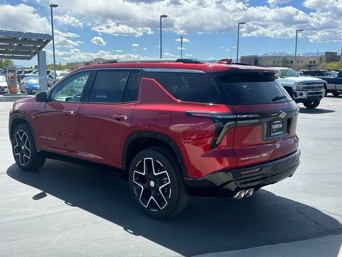 New 2026 Chevrolet Traverse High Country w/ LPO, Floor Liner Package AWD/4WD image 21