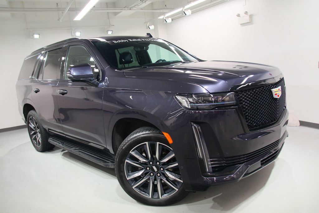 Used 2022 Cadillac Escalade Sport w/ LPO, Floor Liner Package AWD/4WD image 10