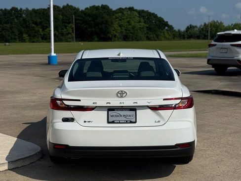 Used 2026 Toyota Camry LE FWD image 8