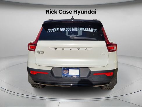 Used 2023 Volvo XC40 Recharge Ultimate w/ Protection Package Premier image 3