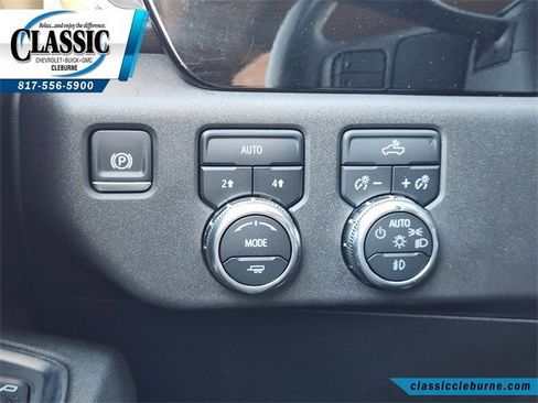 Used 2024 GMC Sierra 1500 Elevation image 23