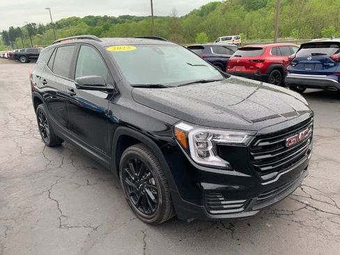 Certified 2023 GMC Terrain SLE w/ Driver Convenience Package AWD/4WD image 7