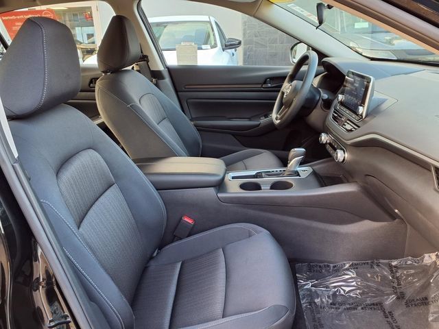 Certified 2025 Nissan Altima 2.5 S FWD image 25