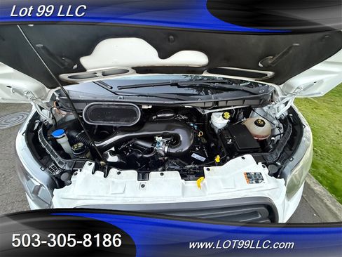 Used 2018 Ford Transit 150 XL image 31