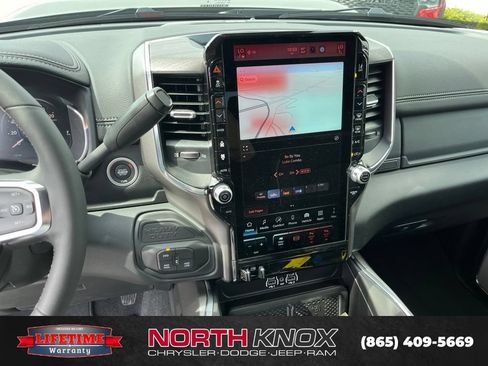 New 2026 RAM 2500 Laramie AWD/4WD image 8