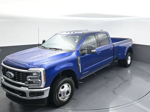 Used 2026 Ford F350 Lariat w/ Lariat Ultimate Package AWD/4WD image 42